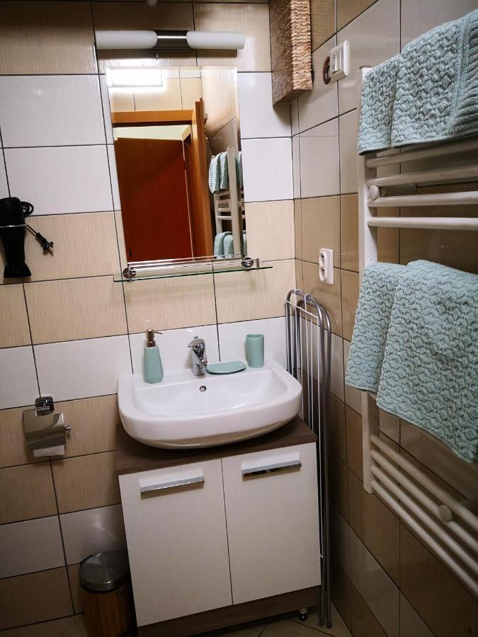 דונובאלי Apartman Sedmicka Horec מראה חיצוני תמונה