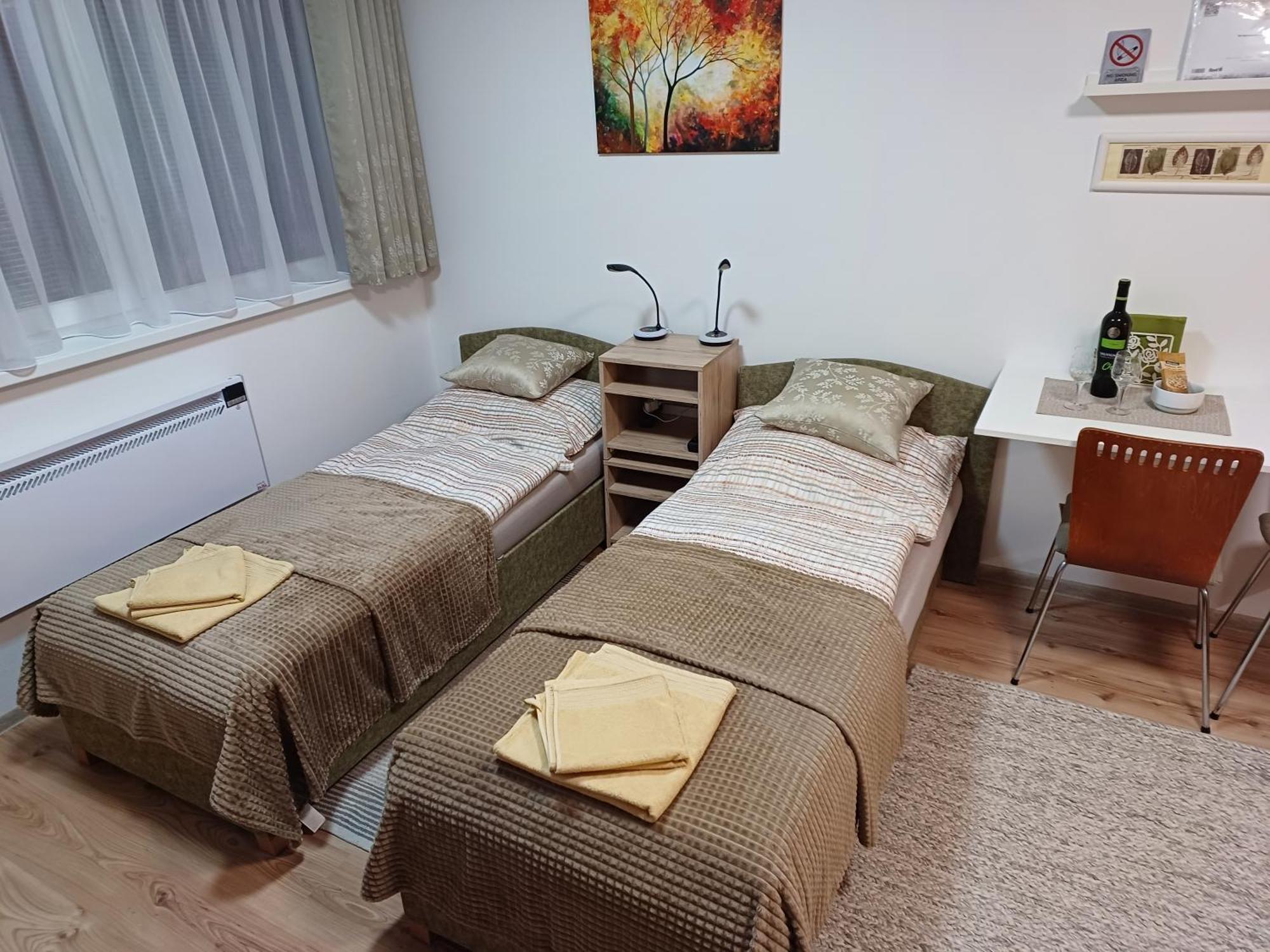 דונובאלי Apartman Sedmicka Horec מראה חיצוני תמונה